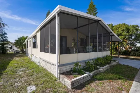 86 Pelican Dr N, Oldsmar, FL 34677