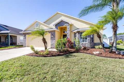 8426 Canterbury Lake Blvd, Tampa, FL 33619