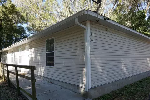 4933 5th St, Zephyrhills, FL 33542