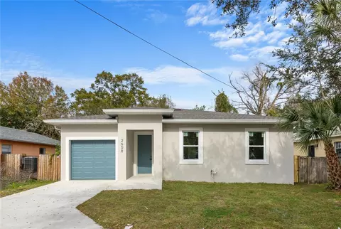 2608 E Lake Ave, Tampa, FL 33610