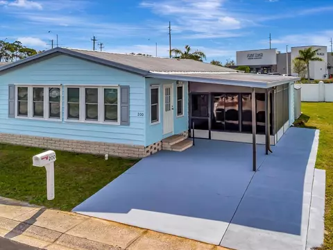 200 S Port Royal Ln, Apollo Beach, FL 33572