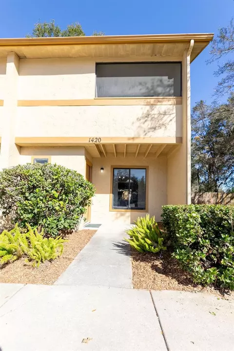 1420 Highland Ridge Cir, Brandon, FL 33510