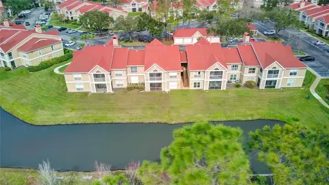9481 Highland Oak Dr #1304, Tampa, FL 33647
