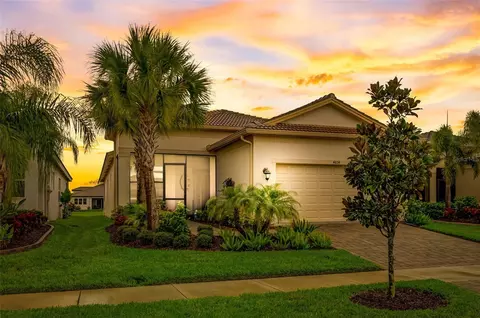 4824 Sevilla Shores Dr, Wimauma, FL 33598