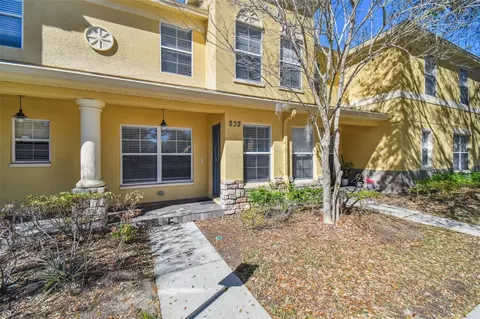 232 Hardcastle Pl, Valrico, FL 33594