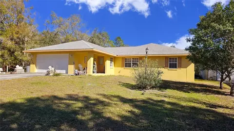 8383 N Blackthorn Ave, Crystal River, FL 34428