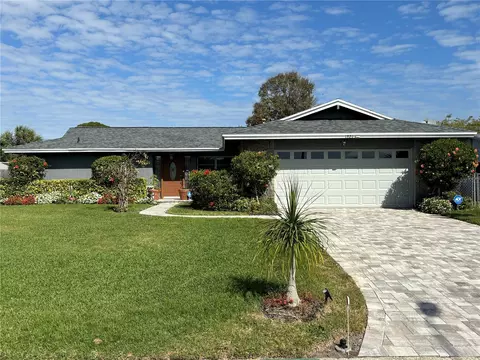 1821 62nd Pl S, Saint Petersburg, FL 33712