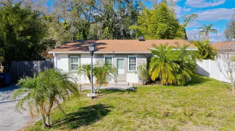 905 W Knollwood St, Tampa, FL 33604