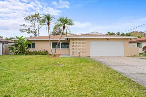 797 45th Ave NE, Saint Petersburg, FL 33703