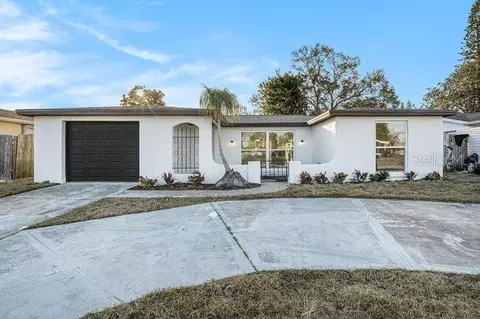 1249 Yale Dr, Holiday, FL 34691