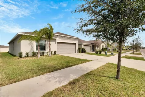 6806 Trent Creek Dr, Ruskin, FL 33573