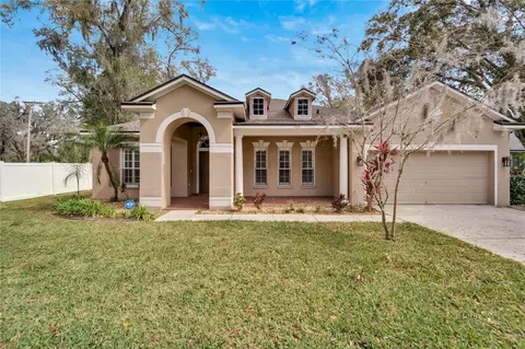 1605 Hidden Meadow Ct, Valrico, FL 33594