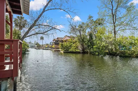 7089 Patterson Dr, Weeki Wachee, FL 34607 photo 1