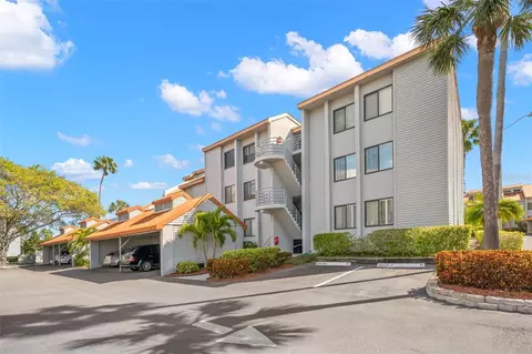 557 Pinellas Bayway S #121, Tierra Verde, FL 33715
