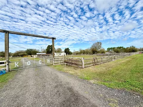 12432 Farmettes Rd, Lakeland, FL 33809