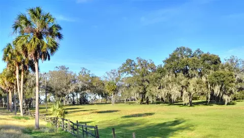 8418 Lupton Pl, Plant City, FL 33567