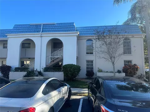 1975 W Bay Dr #416, Largo, FL 33770