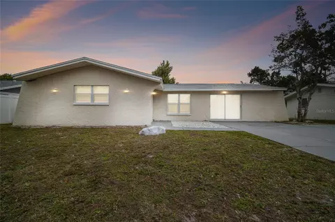 9420 Ledgestone Ln, Port Richey, FL 34668