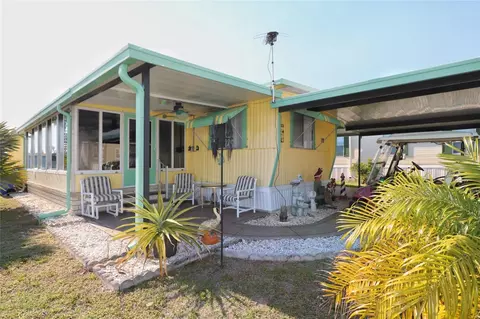 118 E Saint Lucia Loop, Apollo Beach, FL 33572