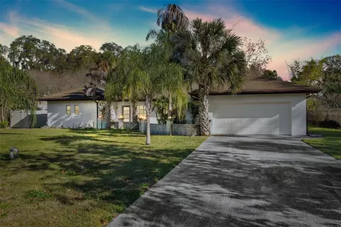 5625 Half Moon Lake Rd, Tampa, FL 33625