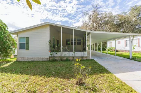 38054 Avion Dr, Zephyrhills, FL 33542