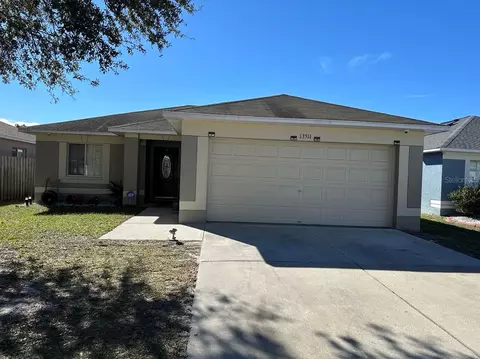 13511 Prestwick Dr, Riverview, FL 33579 photo 1