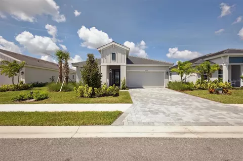 3912 Farm Garden Ct, Lakewood Ranch, FL 34211