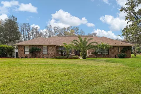 1004 Hastings Ct, Lutz, FL 33548