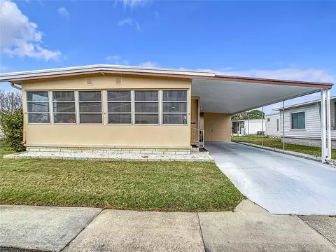 1500 County Road 1 #101, Dunedin, FL 34698