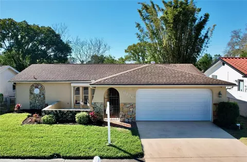 8736 Briar Patch Dr, Port Richey, FL 34668