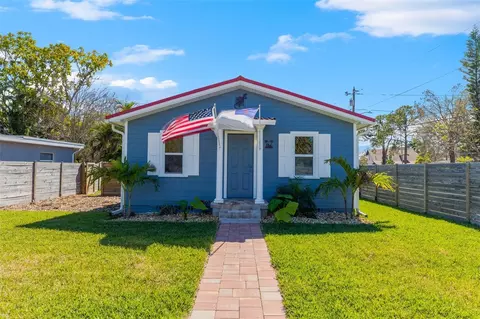 144 83rd Ave N, Saint Petersburg, FL 33702
