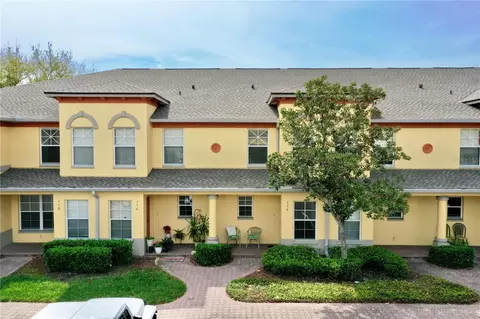 154 Coquina Bay Dr, Saint Petersburg, FL 33705