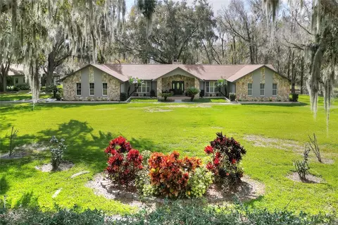 3711 E Trapnell Rd, Plant City, FL 33566