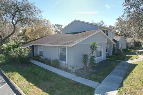 14621 Lake Forest Dr, Lutz, FL 33559