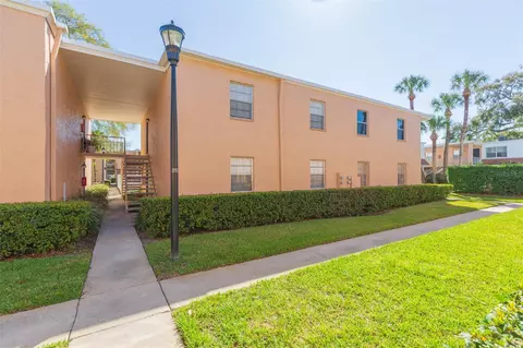 4714 Joseph Ct #211, Tampa, FL 33614