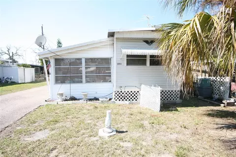 2051 Hoyle Dr, Holiday, FL 34691