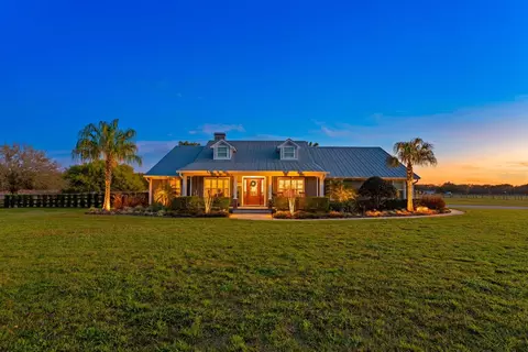 275 Moccasin Hollow Rd, Lithia, FL 33547
