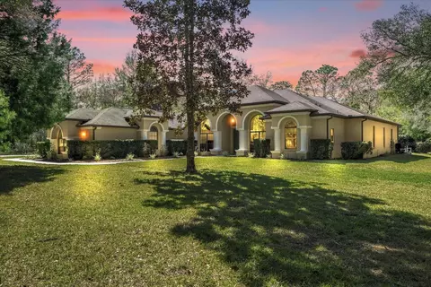 12419 Prairie Falcon Rd, Weeki Wachee, FL 34614