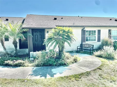 10405 Williams Rd, Thonotosassa, FL 33592