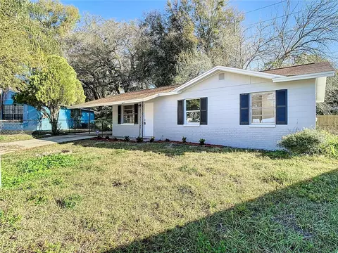 37526 Oakview Cir, Dade City, FL 33523