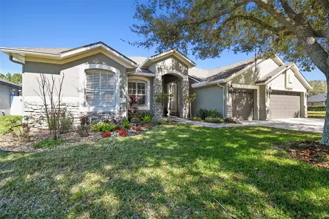 5425 Winhawk Way, Lutz, FL 33558