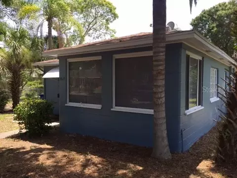 3925 8th St S, Saint Petersburg, FL 33705
