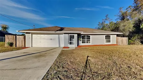 330 Cypress Ave, Orange City, FL 32763