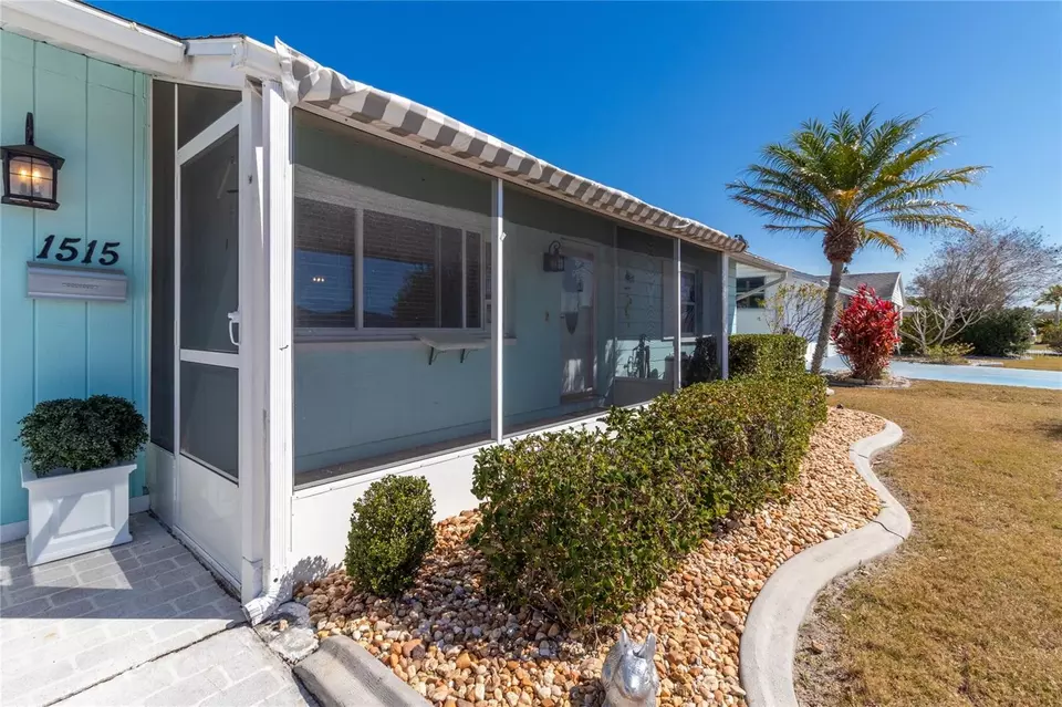 1515 La Jolla Ave, Sun City Center, FL 33573 46 Photos Movoto