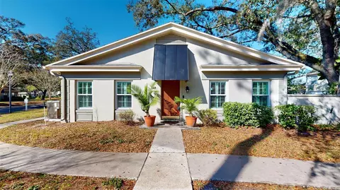 11712 Raintree Dr #11712, Temple Terrace, FL 33617