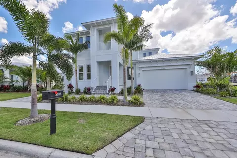5706 Tybee Island Dr, Apollo Beach, FL 33572