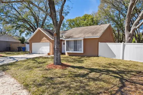 1224 Edgerton Dr, Valrico, FL 33594