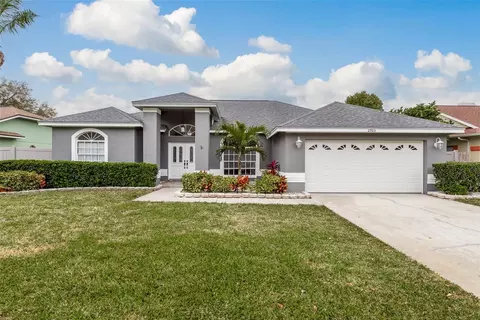2705 Jarvis Cir, Palm Harbor, FL 34683