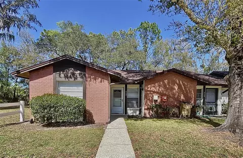 5102 Gainsville Dr, Temple Terrace, FL 33617