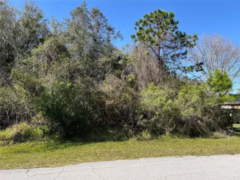 4 Frenora Ln, Palm Coast, FL 32137